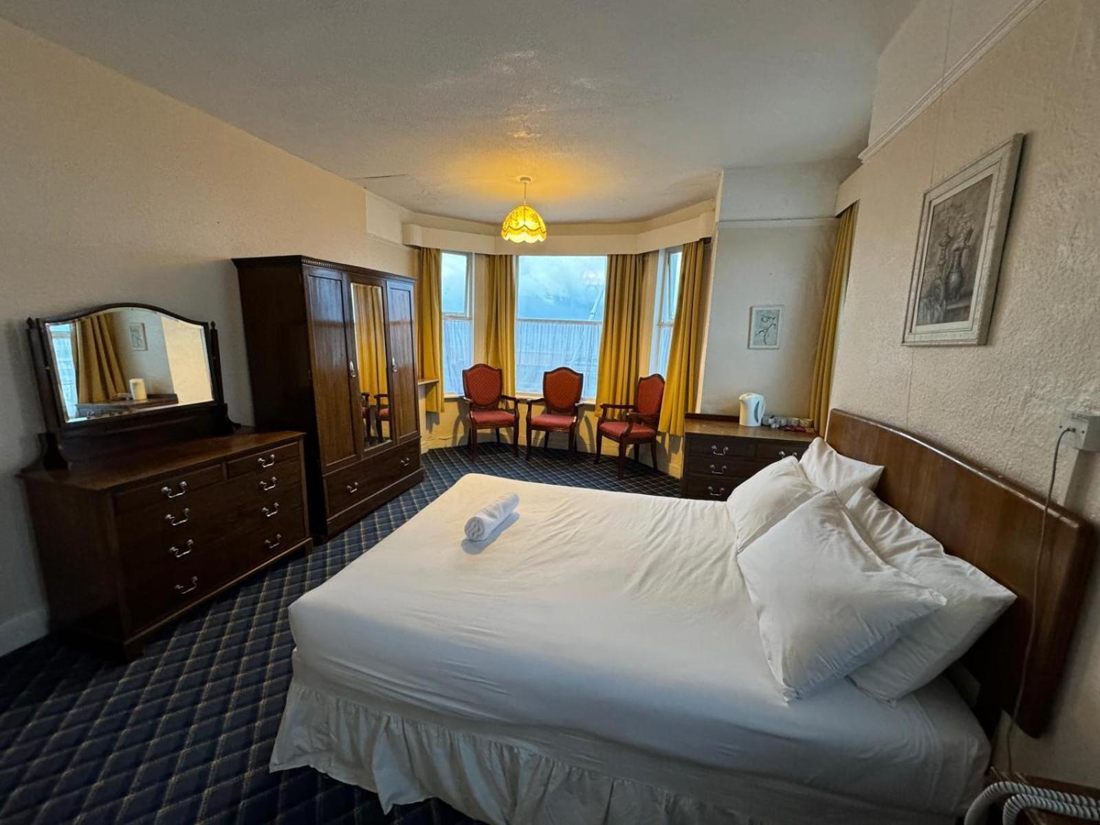 Royal Hotel Грейт-Ярмут Экстерьер фото