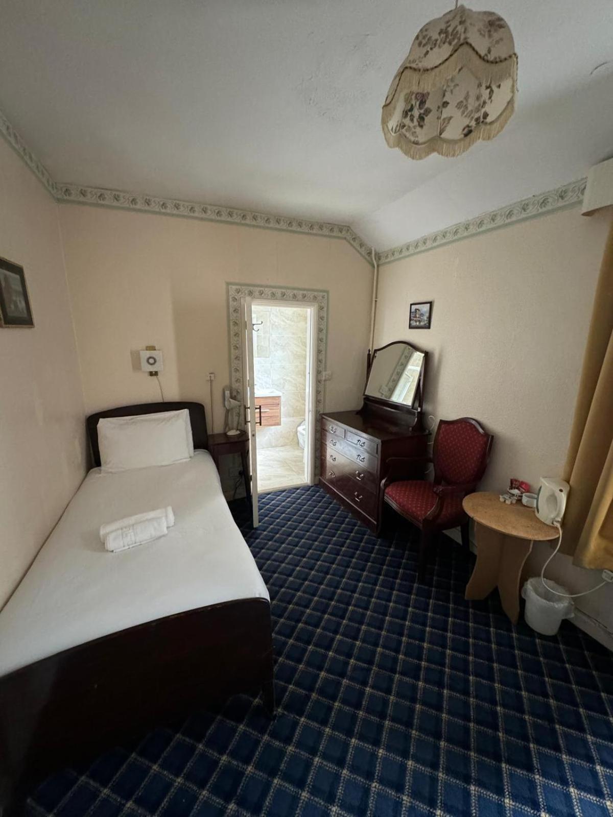 Royal Hotel Грейт-Ярмут Номер фото