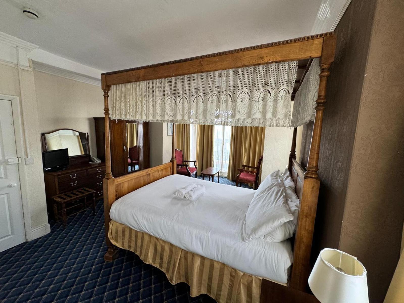 Royal Hotel Грейт-Ярмут Номер фото