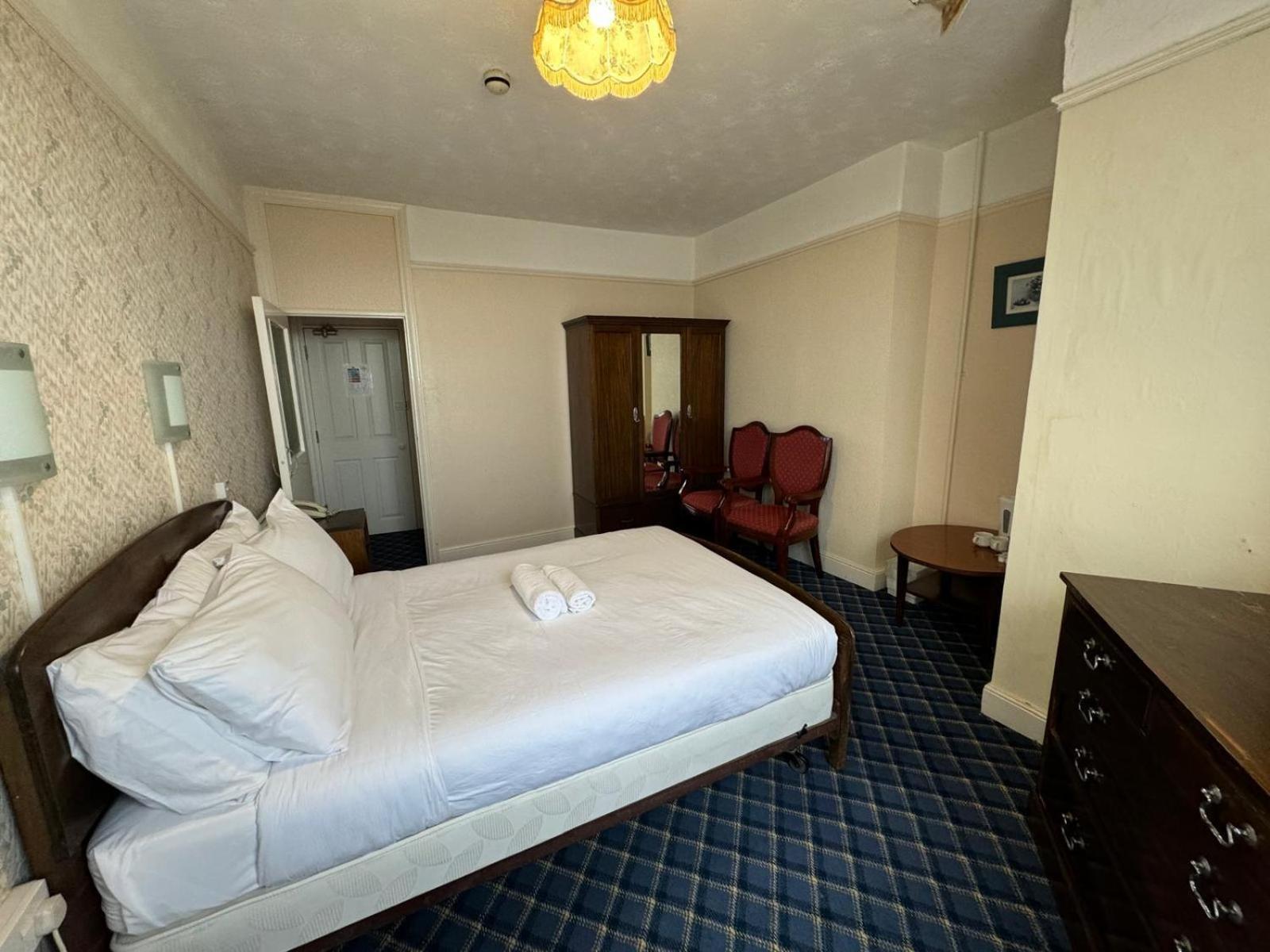 Royal Hotel Грейт-Ярмут Экстерьер фото